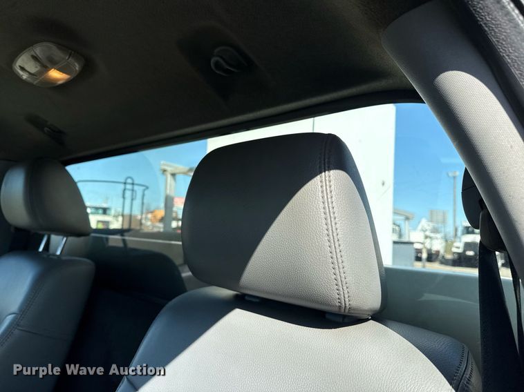 image for item EG2626 2012 Ford F450 Super Duty bucket truck