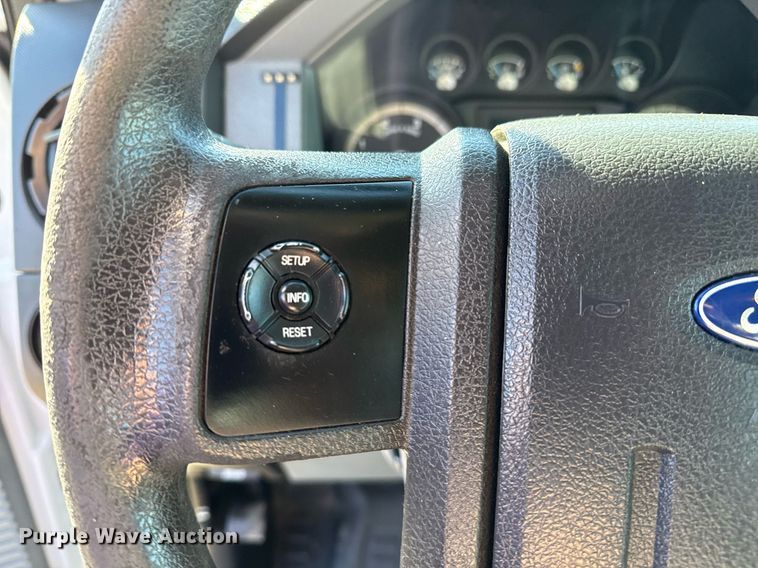 image for item EG2626 2012 Ford F450 Super Duty bucket truck