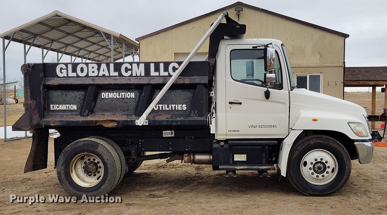 image for item EH0180 2008 Hino dump truck