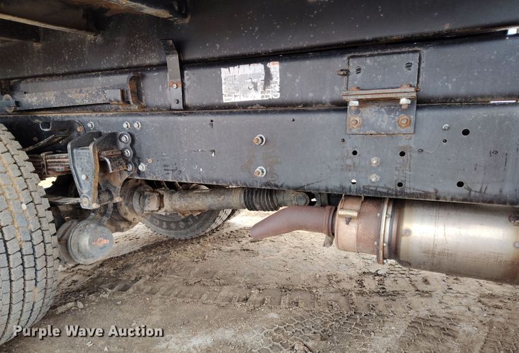 image for item EH0180 2008 Hino dump truck