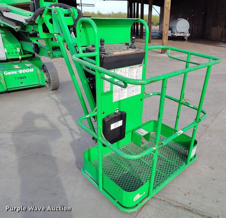 image for item EH0186 2015 Genie  Z-40/23N RJ boom lift