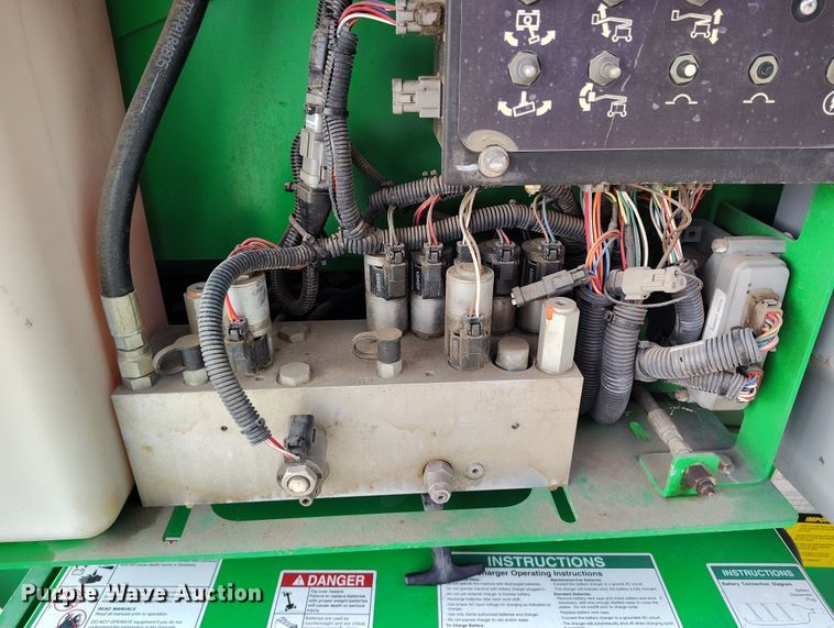 image for item EH0186 2015 Genie  Z-40/23N RJ boom lift