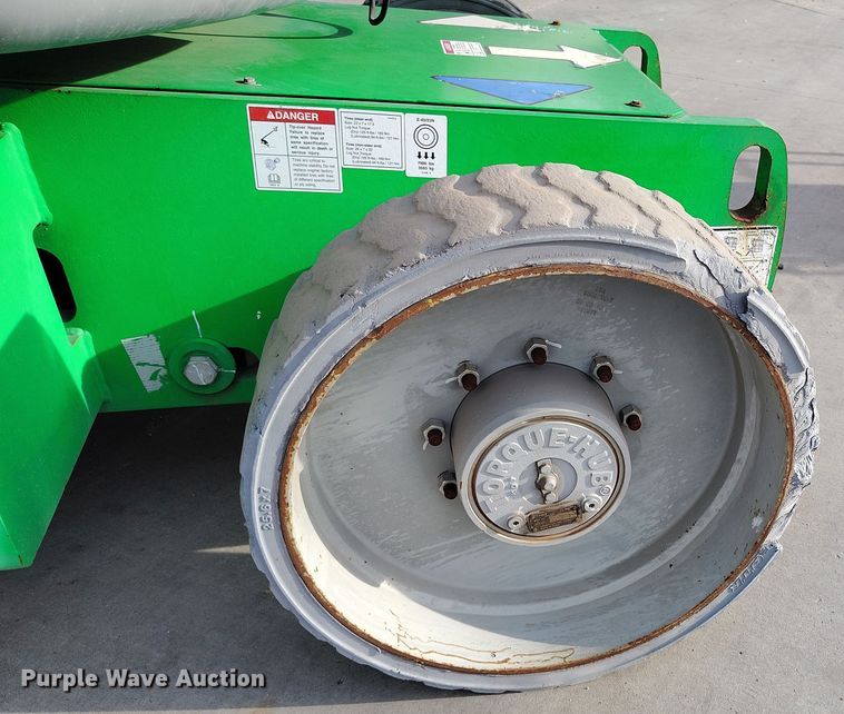 image for item EH0186 2015 Genie  Z-40/23N RJ boom lift