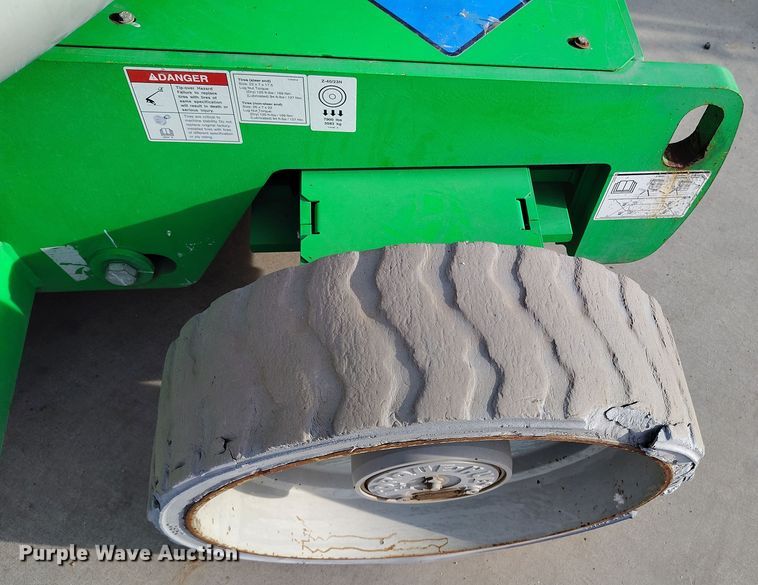 image for item EH0186 2015 Genie  Z-40/23N RJ boom lift