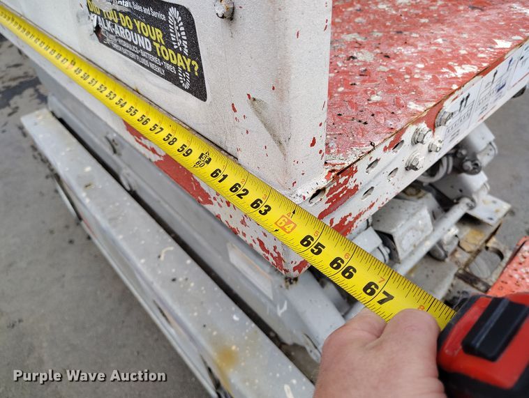 image for item EH0187 2006 Skyjack SJIII-3219 scissor lift