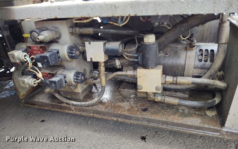 image for item EH0187 2006 Skyjack SJIII-3219 scissor lift