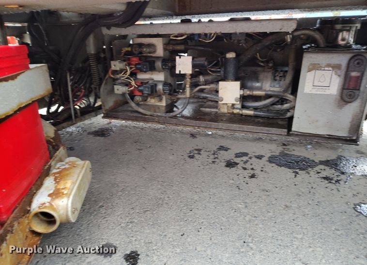 image for item EH0187 2006 Skyjack SJIII-3219 scissor lift