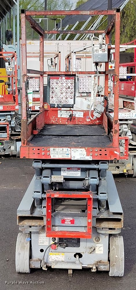image for item EH0188 2012 Skyjack  SJIII-3219 scissor lift