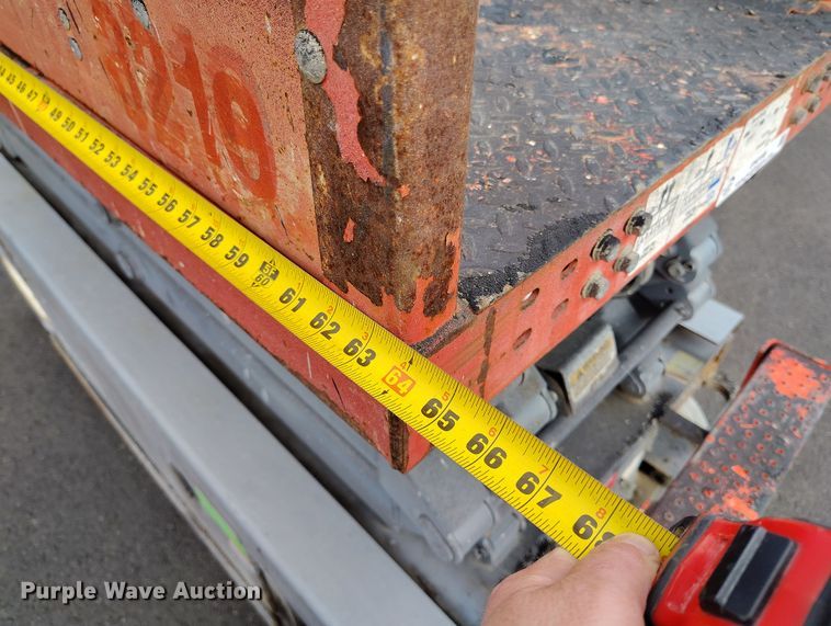 image for item EH0188 2012 Skyjack  SJIII-3219 scissor lift