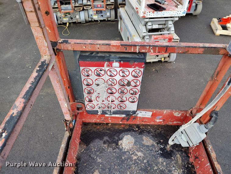 image for item EH0188 2012 Skyjack  SJIII-3219 scissor lift