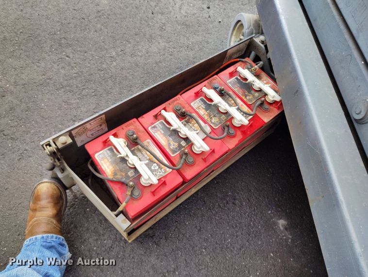 image for item EH0188 2012 Skyjack  SJIII-3219 scissor lift