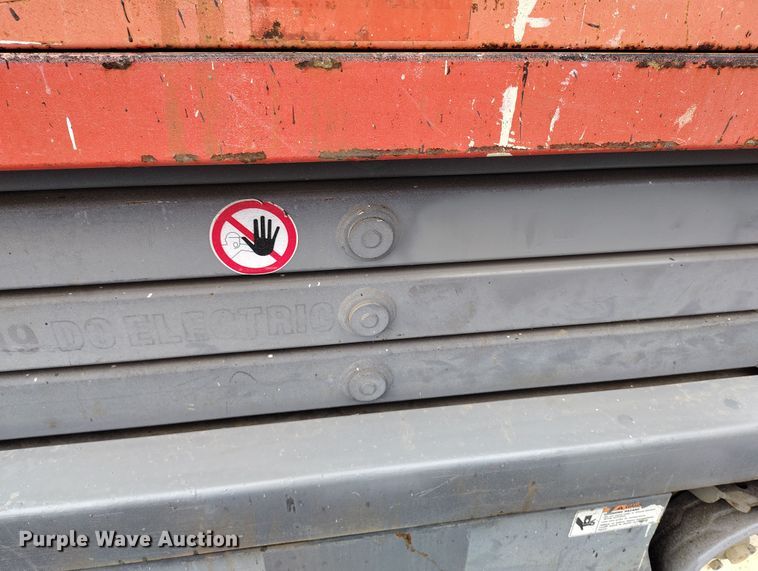 image for item EH0188 2012 Skyjack  SJIII-3219 scissor lift