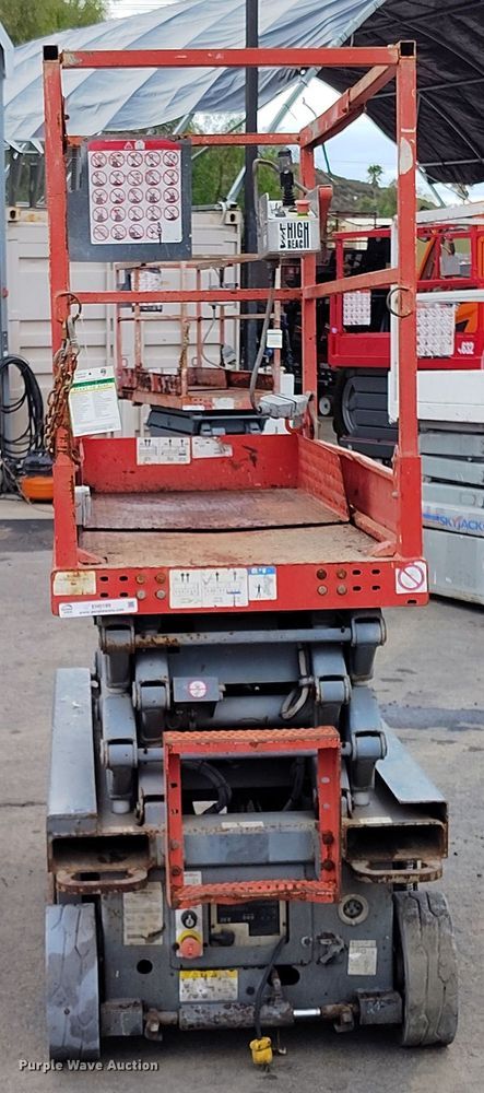 image for item EH0189 2013 Skyjack  SJIII-3219 scissor lift