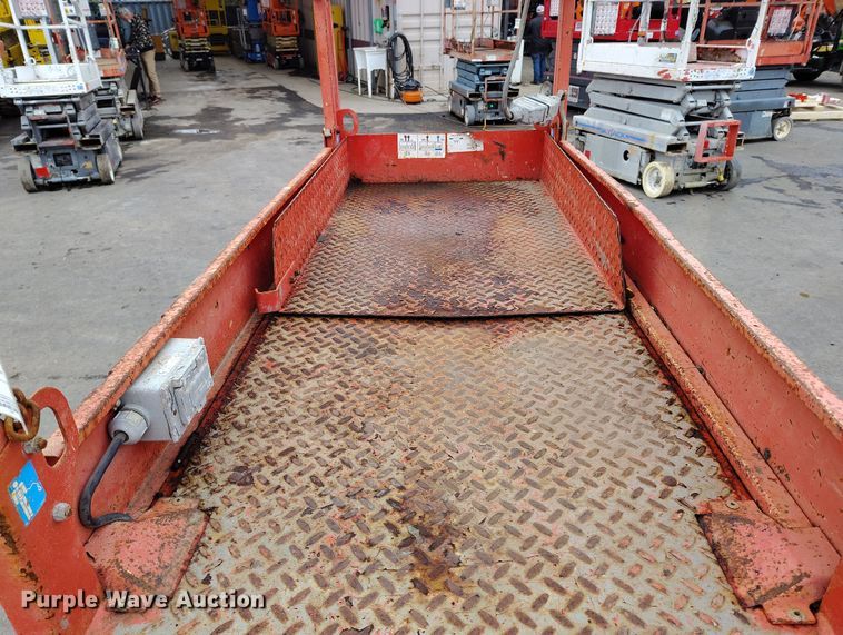 image for item EH0189 2013 Skyjack  SJIII-3219 scissor lift
