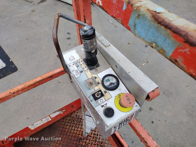 image for item EH0189 2013 Skyjack  SJIII-3219 scissor lift
