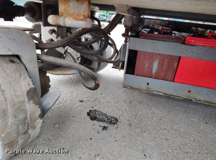 image for item EH0189 2013 Skyjack  SJIII-3219 scissor lift