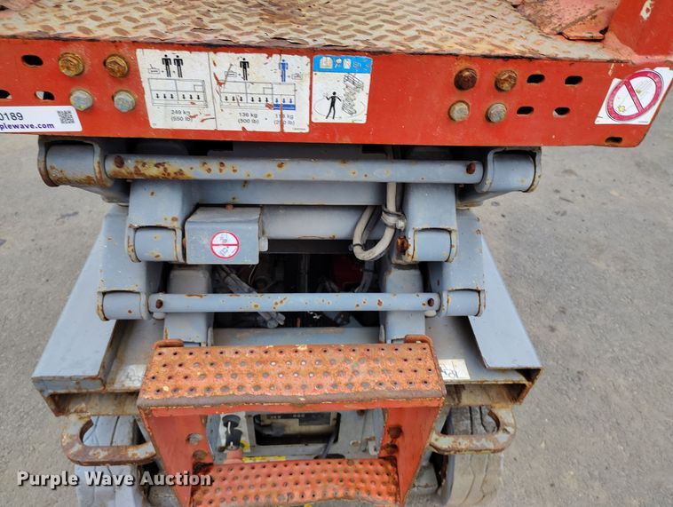image for item EH0189 2013 Skyjack  SJIII-3219 scissor lift