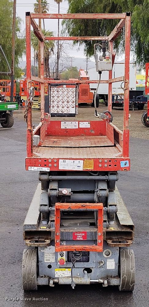 image for item EH0190 2012 Skyjack  SJIII-3219 scissor lift