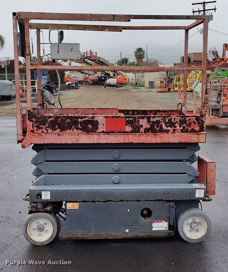 image for item EH0191 2012 Skyjack SJIII-3219 scissor lift