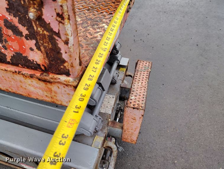 image for item EH0191 2012 Skyjack SJIII-3219 scissor lift