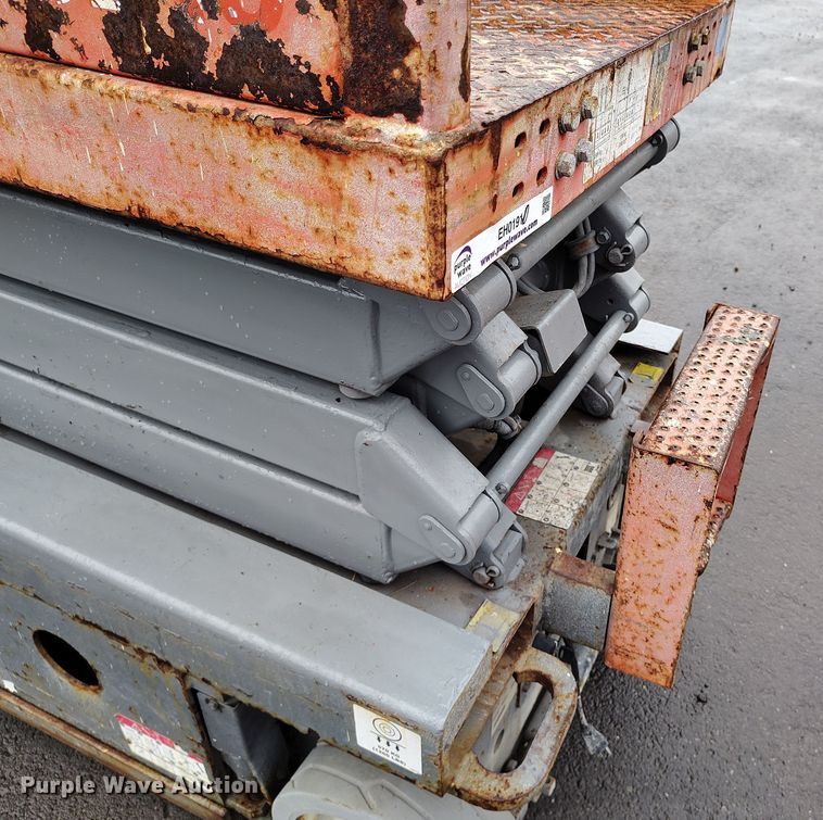 image for item EH0191 2012 Skyjack SJIII-3219 scissor lift