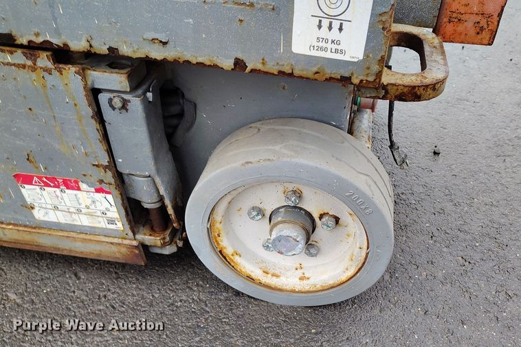 image for item EH0191 2012 Skyjack SJIII-3219 scissor lift