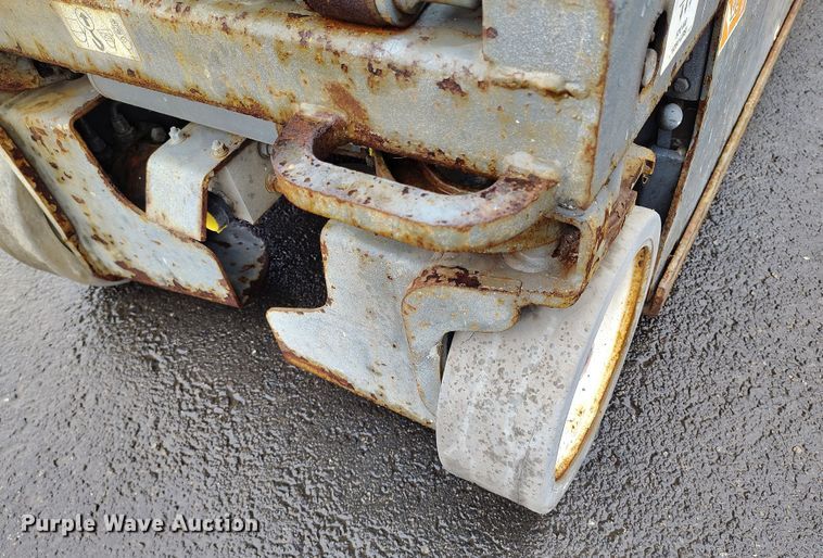 image for item EH0191 2012 Skyjack SJIII-3219 scissor lift