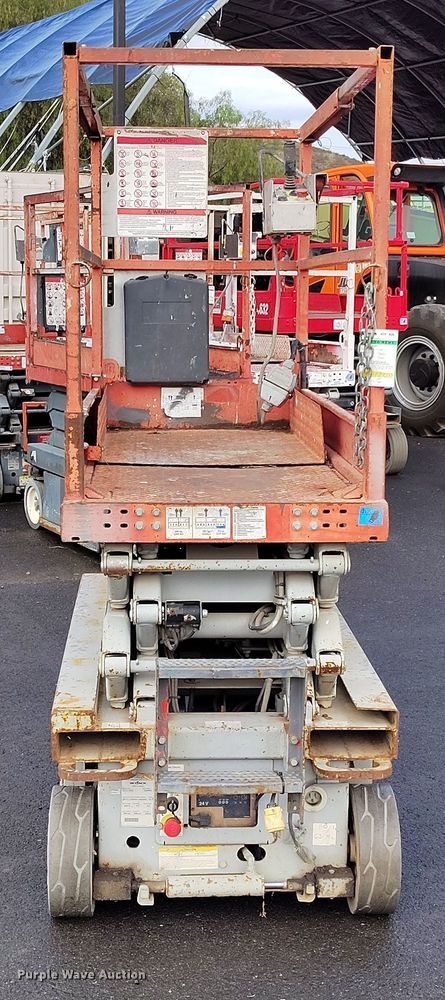 image for item EH0192 2012 Skyjack SJIII-3219 scissor lift