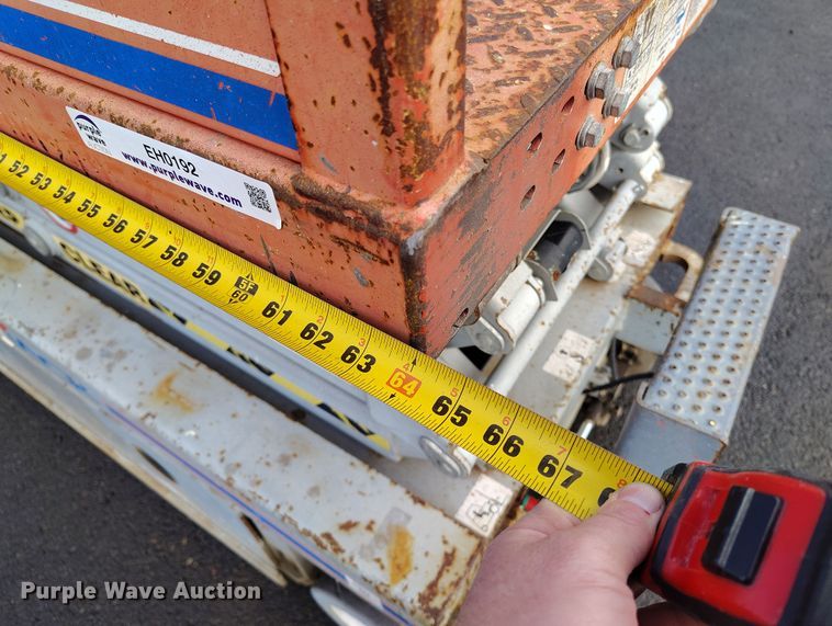 image for item EH0192 2012 Skyjack SJIII-3219 scissor lift