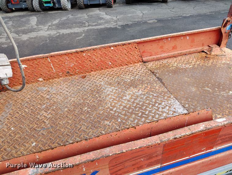 image for item EH0192 2012 Skyjack SJIII-3219 scissor lift