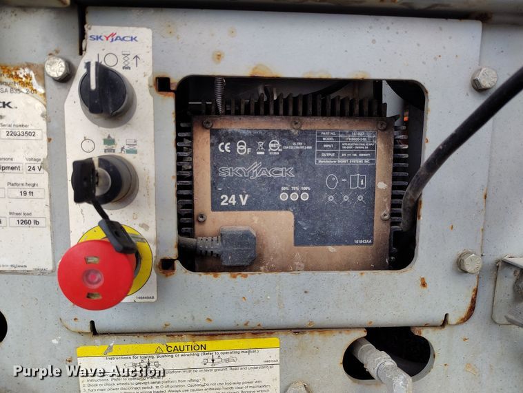 image for item EH0192 2012 Skyjack SJIII-3219 scissor lift