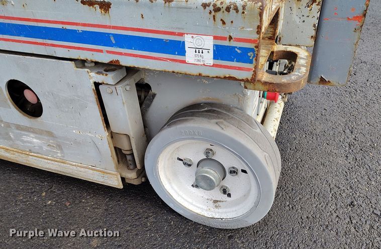 image for item EH0192 2012 Skyjack SJIII-3219 scissor lift