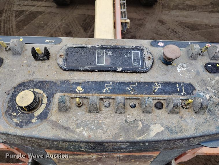 image for item EH0194 2007 JLG 400S boom lift