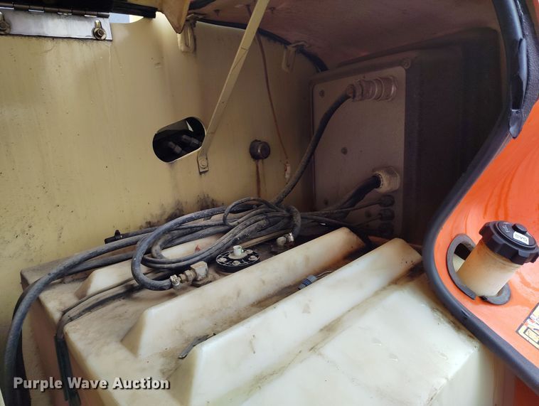 image for item EH0194 2007 JLG 400S boom lift