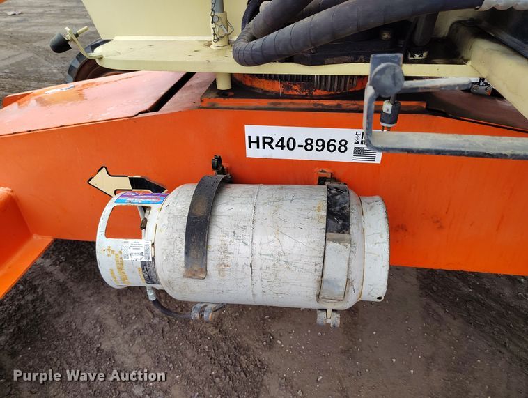 image for item EH0194 2007 JLG 400S boom lift