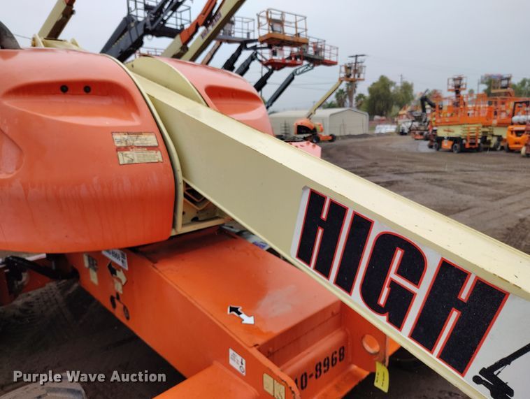 image for item EH0194 2007 JLG 400S boom lift