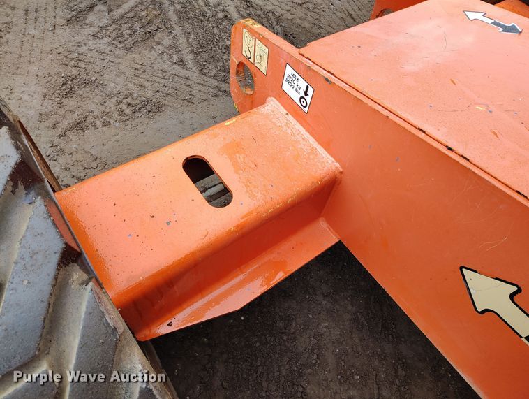 image for item EH0194 2007 JLG 400S boom lift