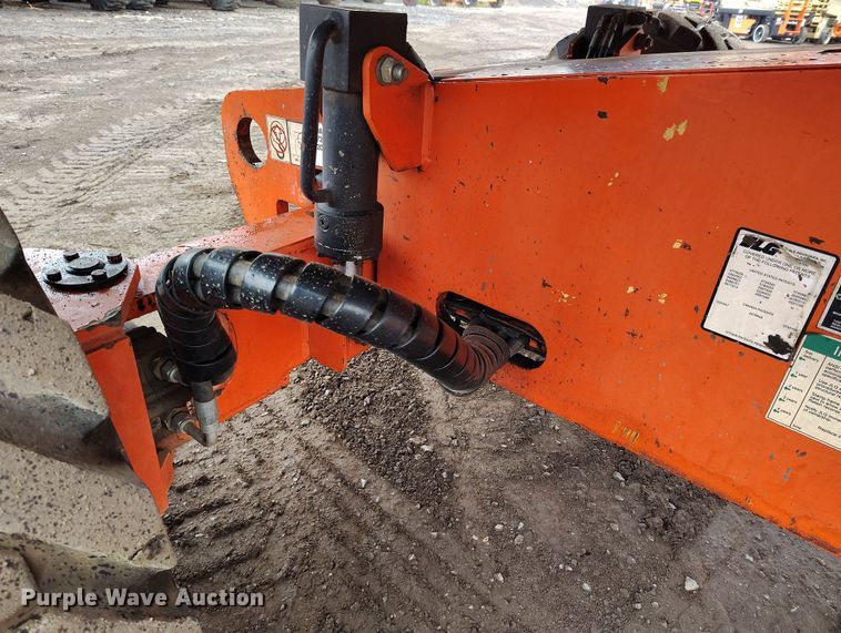 image for item EH0194 2007 JLG 400S boom lift