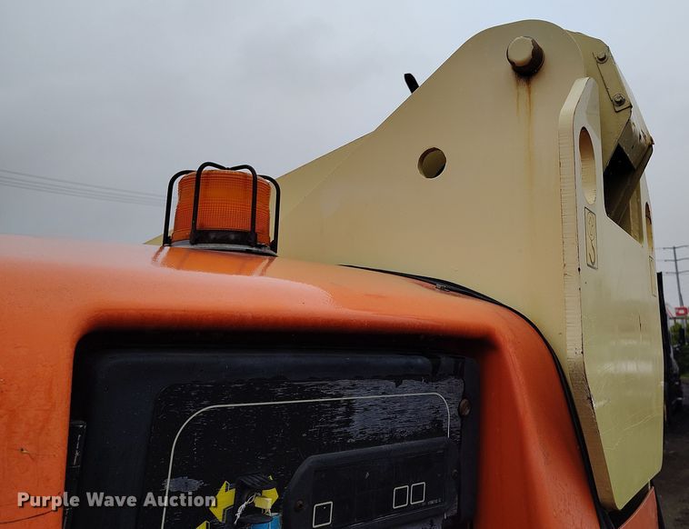 image for item EH0194 2007 JLG 400S boom lift