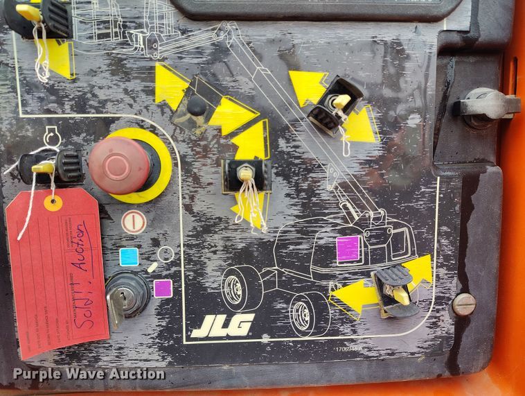 image for item EH0194 2007 JLG 400S boom lift