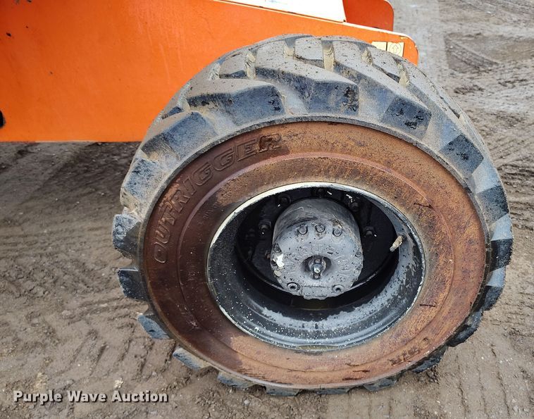 image for item EH0194 2007 JLG 400S boom lift