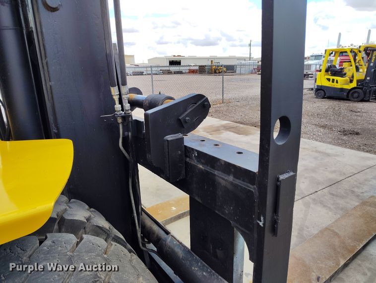 image for item EH0195 2002 Yale GDP330EBEPDV143 forklift