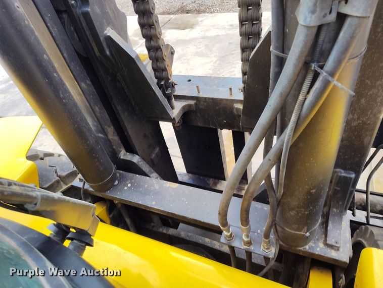 image for item EH0195 2002 Yale GDP330EBEPDV143 forklift