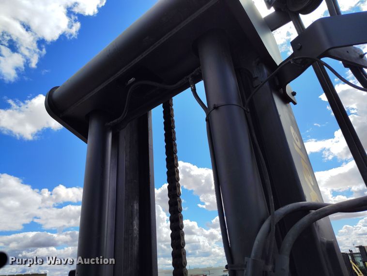 image for item EH0195 2002 Yale GDP330EBEPDV143 forklift