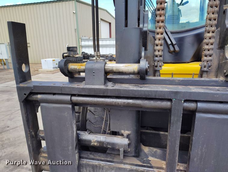 image for item EH0195 2002 Yale GDP330EBEPDV143 forklift