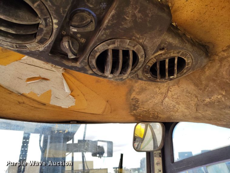 image for item EH0195 2002 Yale GDP330EBEPDV143 forklift