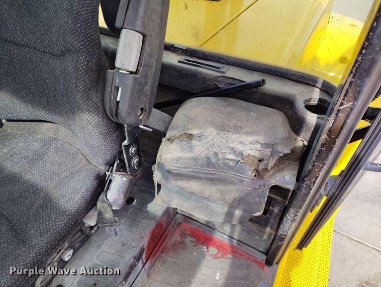 image for item EH0195 2002 Yale GDP330EBEPDV143 forklift