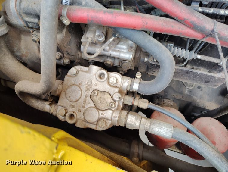 image for item EH0195 2002 Yale GDP330EBEPDV143 forklift