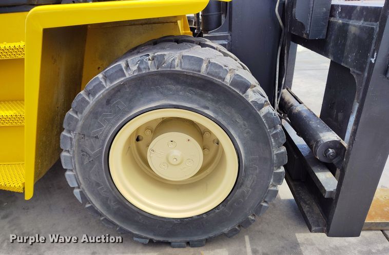 image for item EH0195 2002 Yale GDP330EBEPDV143 forklift