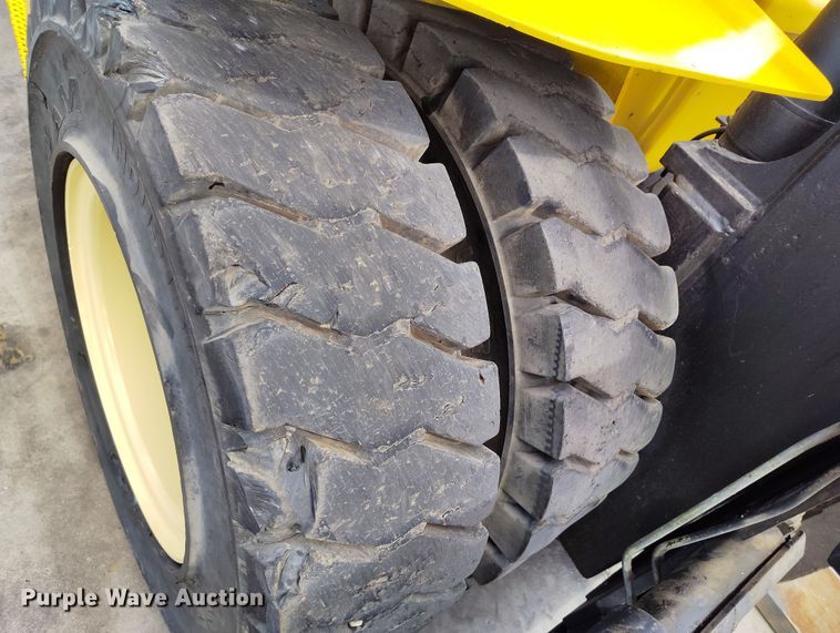 image for item EH0195 2002 Yale GDP330EBEPDV143 forklift